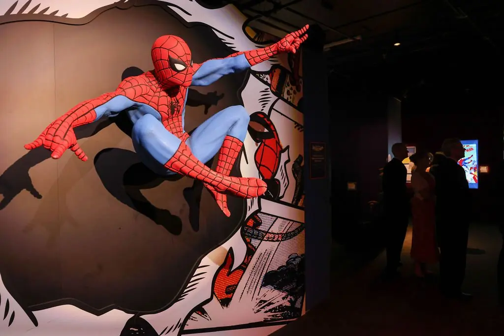 Life-size Spider-Man statue installation at the Columbian Ball