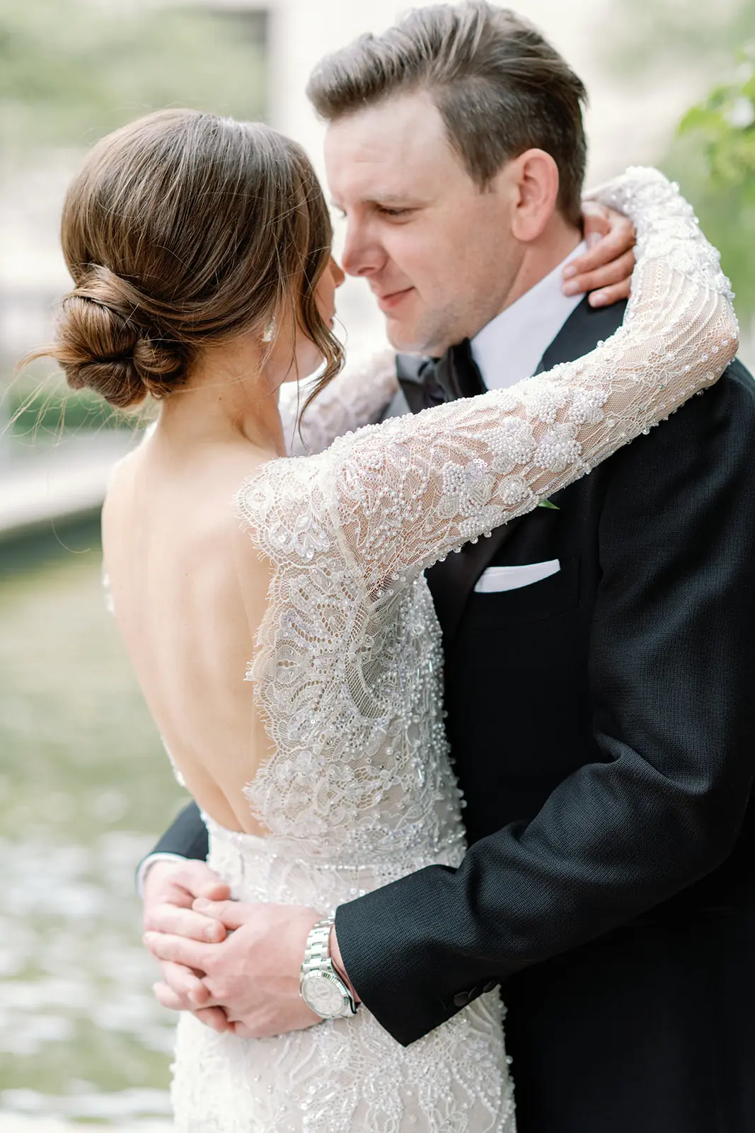 Close portrait of a couple in a rooftop garden at a Chicago wedding planned by Michigan Avenue Events